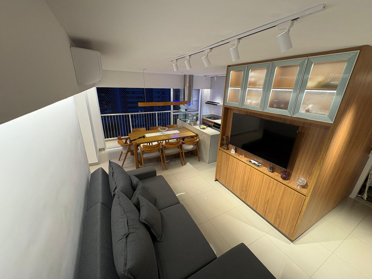 Sala — cristaleira